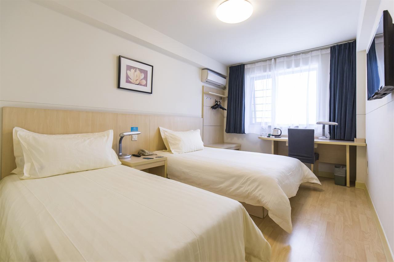 Jinjiang Inn Beijing Tongzhou East Xinhua Street Guyunhe מראה חיצוני תמונה