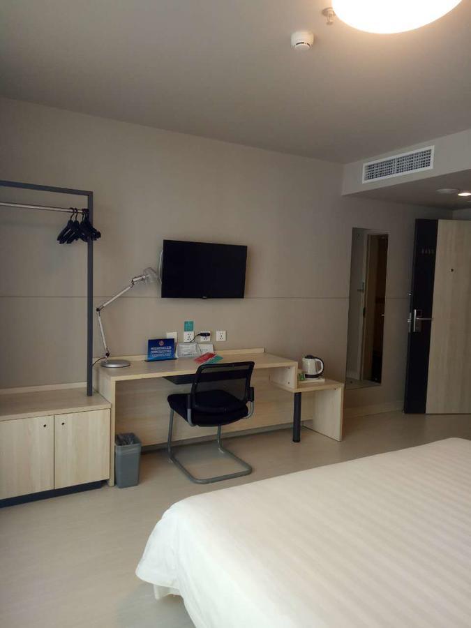 Jinjiang Inn Beijing Tongzhou East Xinhua Street Guyunhe מראה חיצוני תמונה